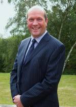 New Consultant boosts team